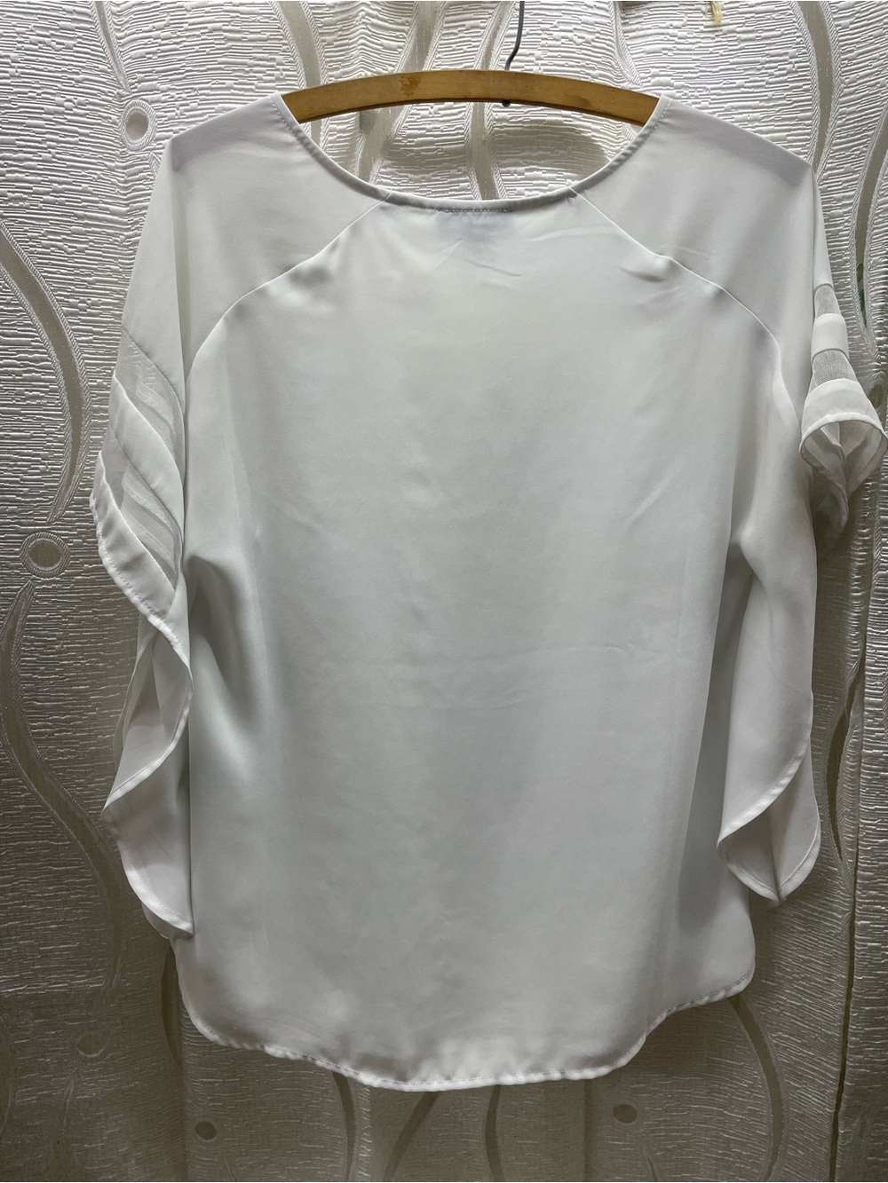 Le Chateau Blouse Womens XXS White V-Neck Mesh Sleeve Layered 369499 - Picture 5 of 7